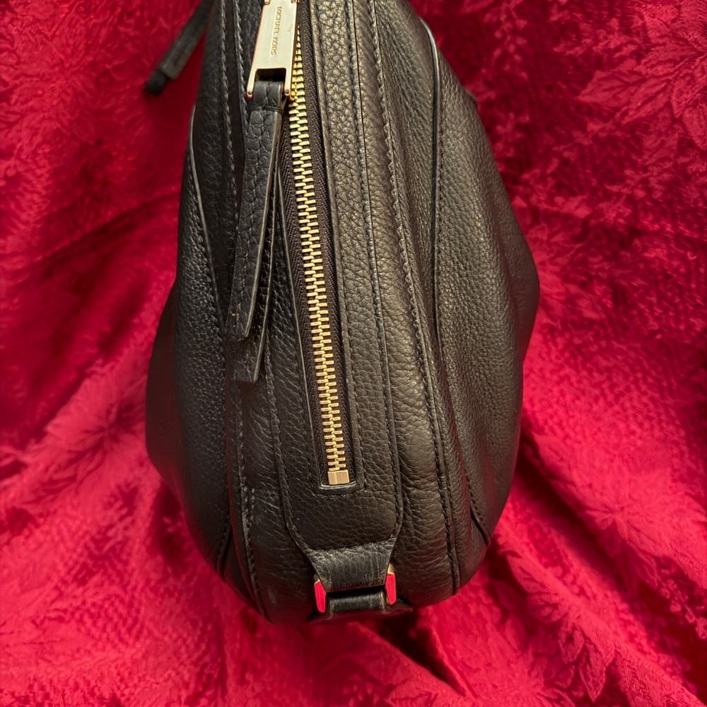 Michael Kors Julia Black Pebbled Leather Hobo Shoulder Bag - Picture 12 of 12
